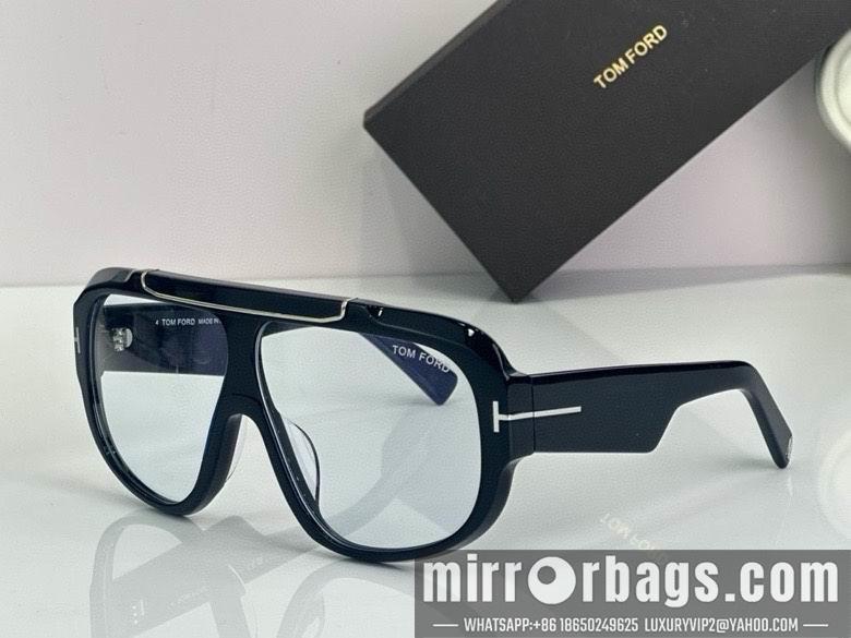 Tom Ford Glasses smx156