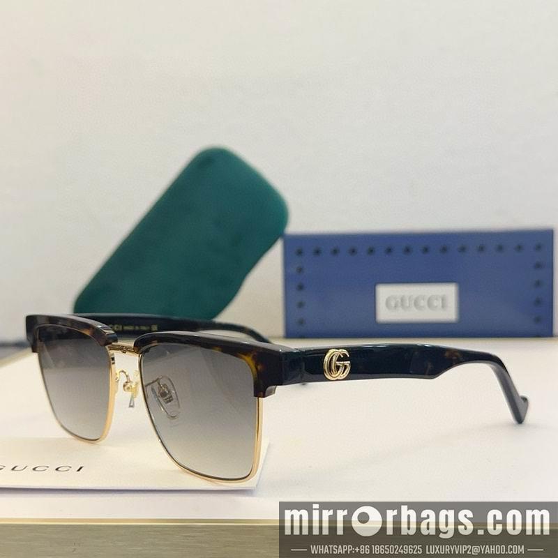 Gucci Glasses smx135