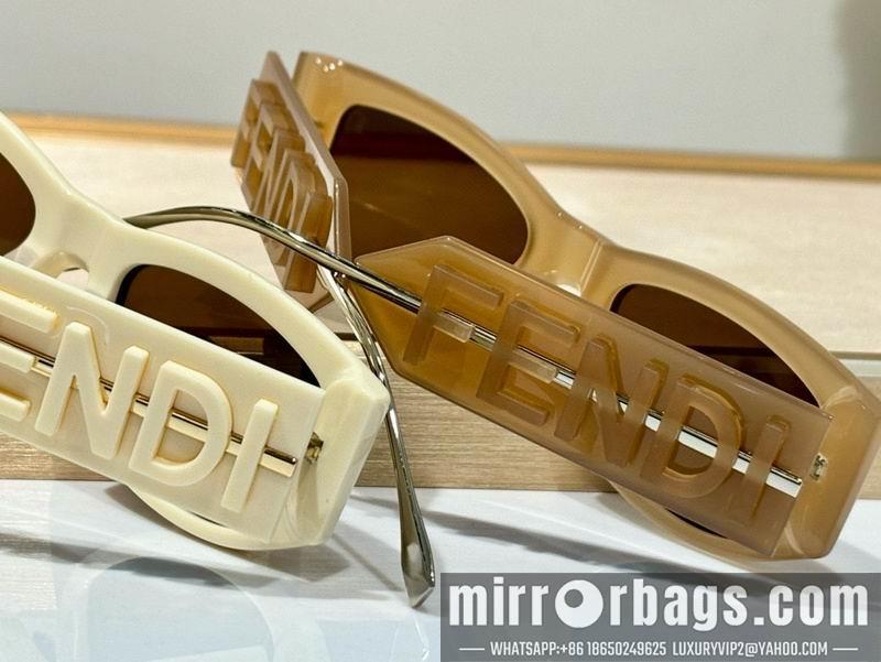 Fendi Glasses smx85