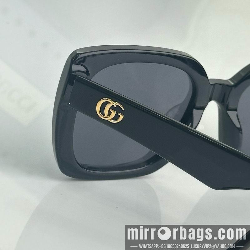 Gucci Glasses smx83