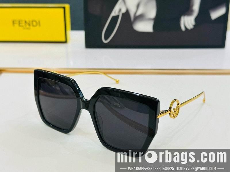 Fendi Glasses smh102