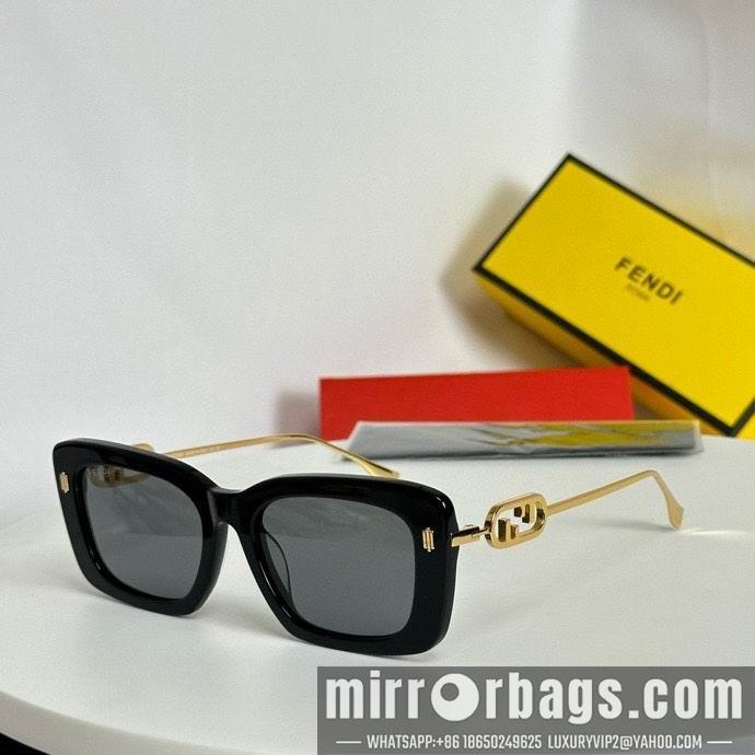 Fendi Glasses smx58