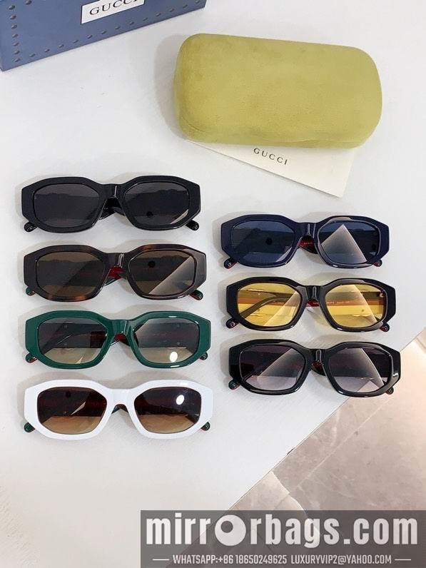 Gucci Glasses smx210