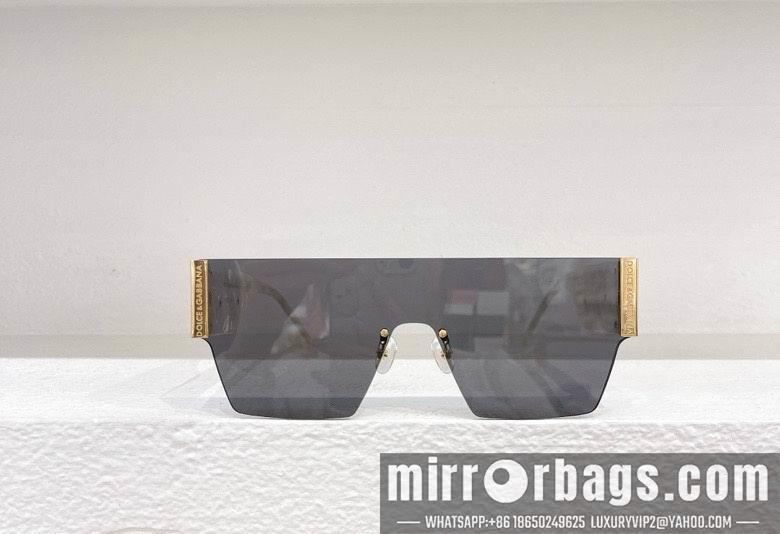 DG Glasses 010212