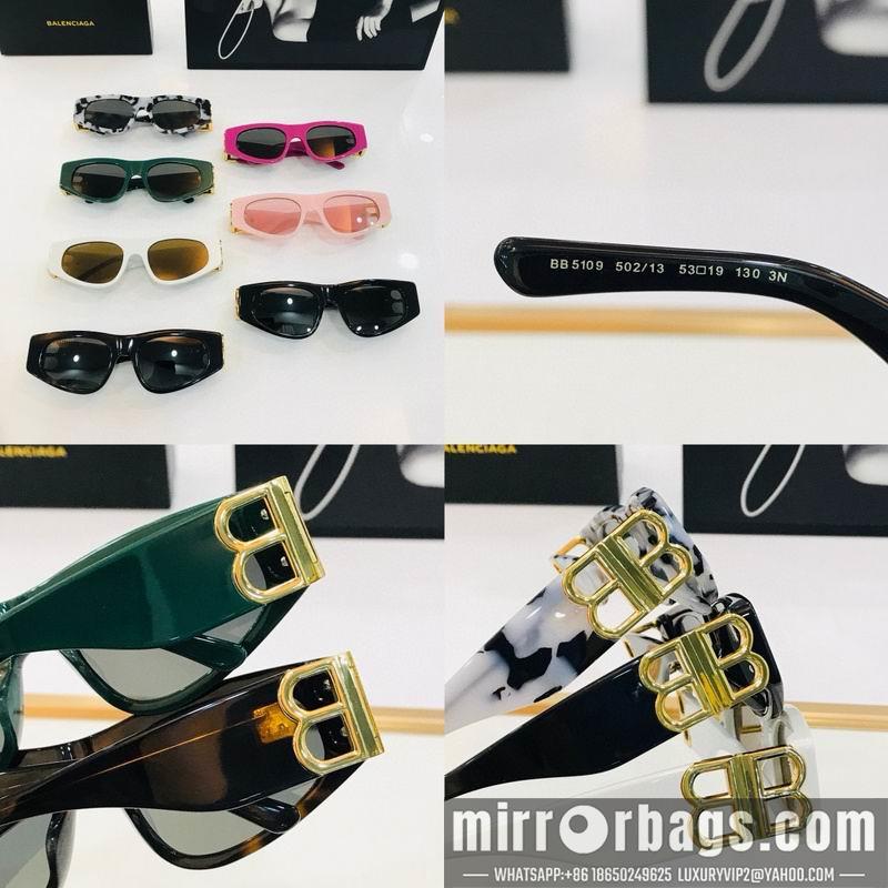 Balenciaga Glasses smx40