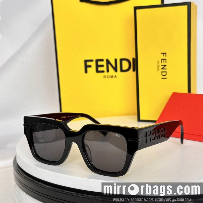 Fendi Glasses smh55
