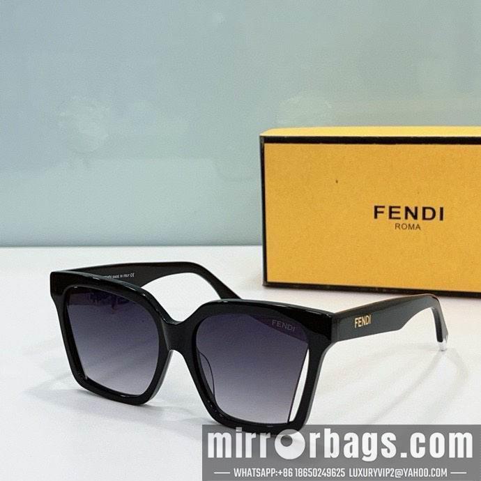 Fendi Glasses smx112