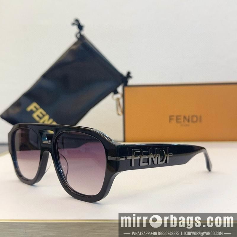Fendi Glasses smx152
