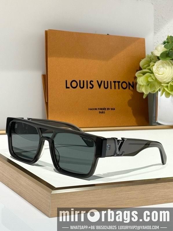LV Glasses smx204