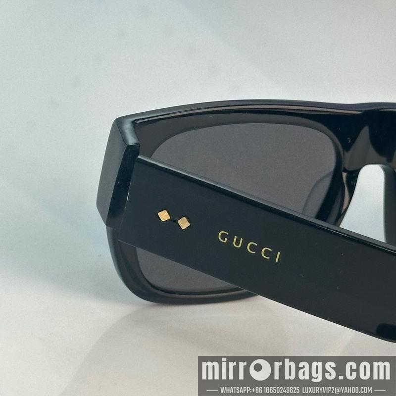 Gucci Glasses smx82