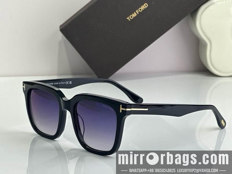 Tom Ford Glasses smx102