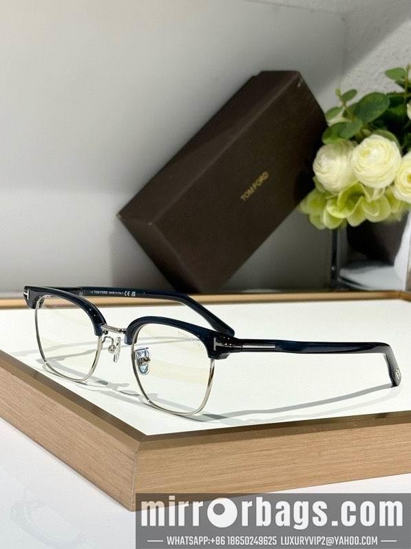 Tom Ford Glasses smx162
