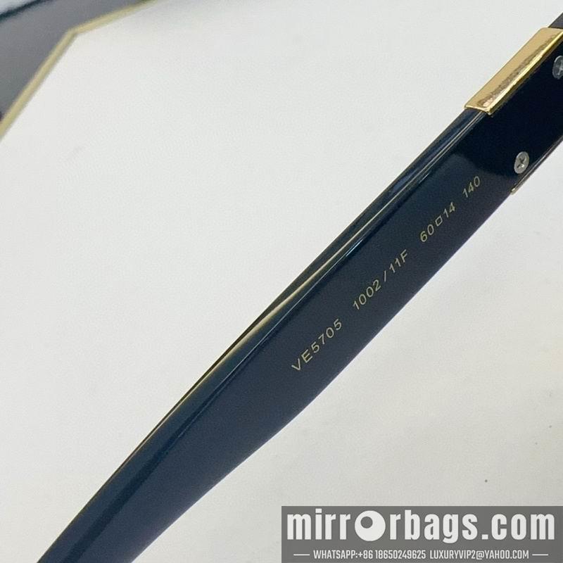 Versace Glaases smx158