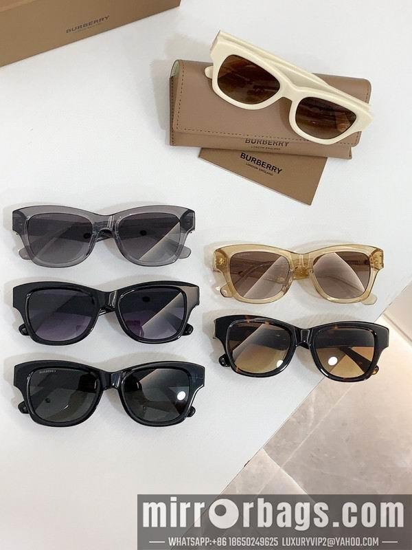 Burberry Glasses smr25