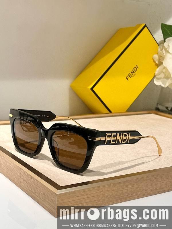 Fendi Glasses smx111