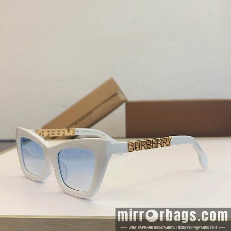 Burberry Glasses smx71