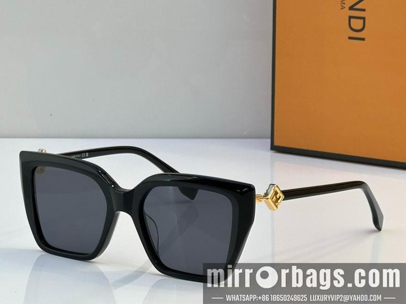 LV Glasses smh100