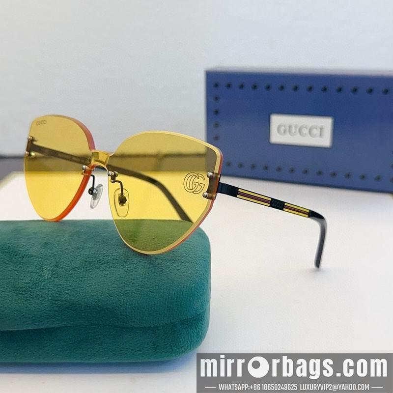 Gucci Glasses smx132