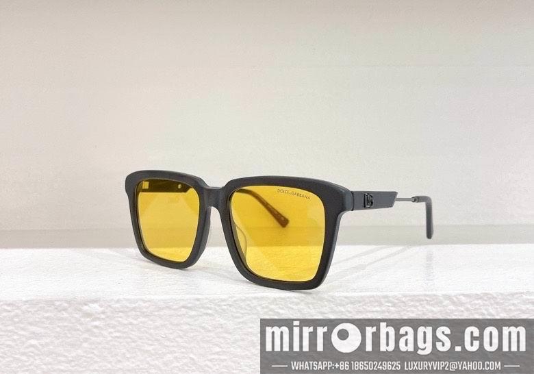 DG Glasses 010213