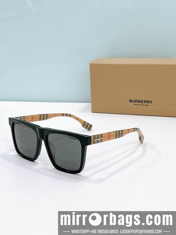 Burberry Glasses smx89