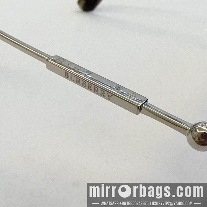Burberry Glasses smx91