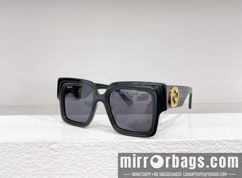 Gucci Glasses smx106
