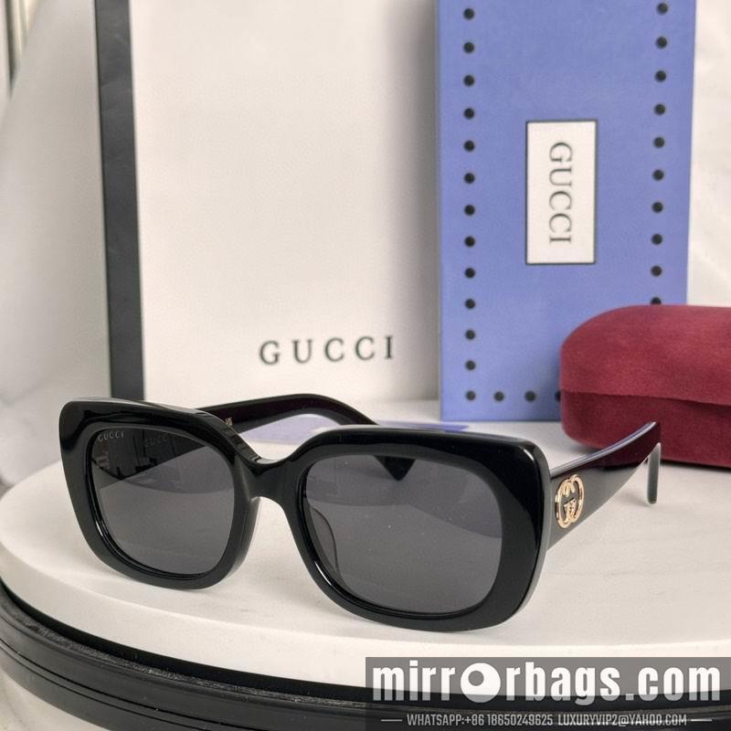 Gucci Glasses smh80