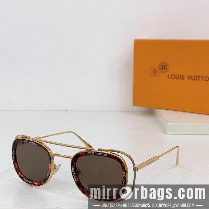 LV Glasses smx213