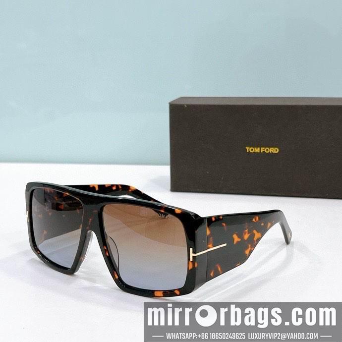Tom Ford Glasses smx109
