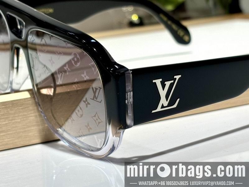 LV Glasses smh175