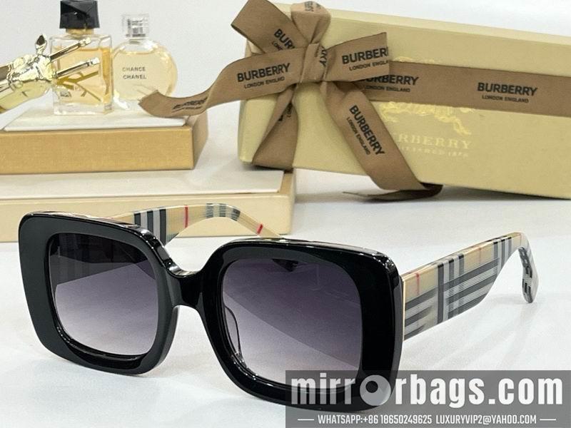 Burberry Glasses smx38