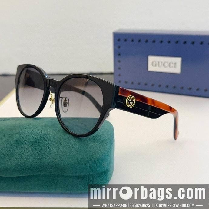 Gucci Glasses smx119
