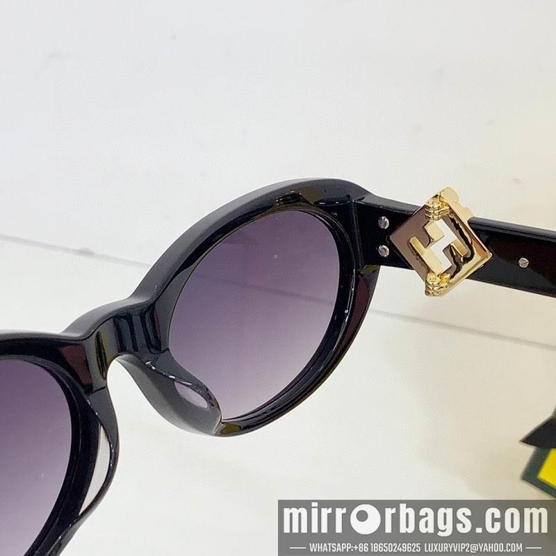 Fendi Glasses smh25