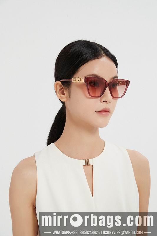 Versace Glaases smx135