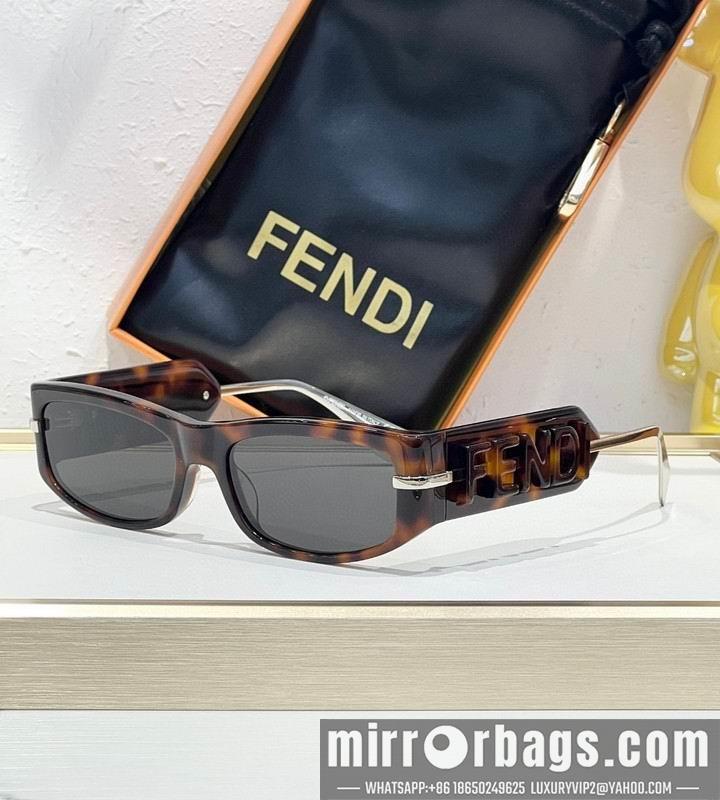 Fendi Glasses smh115