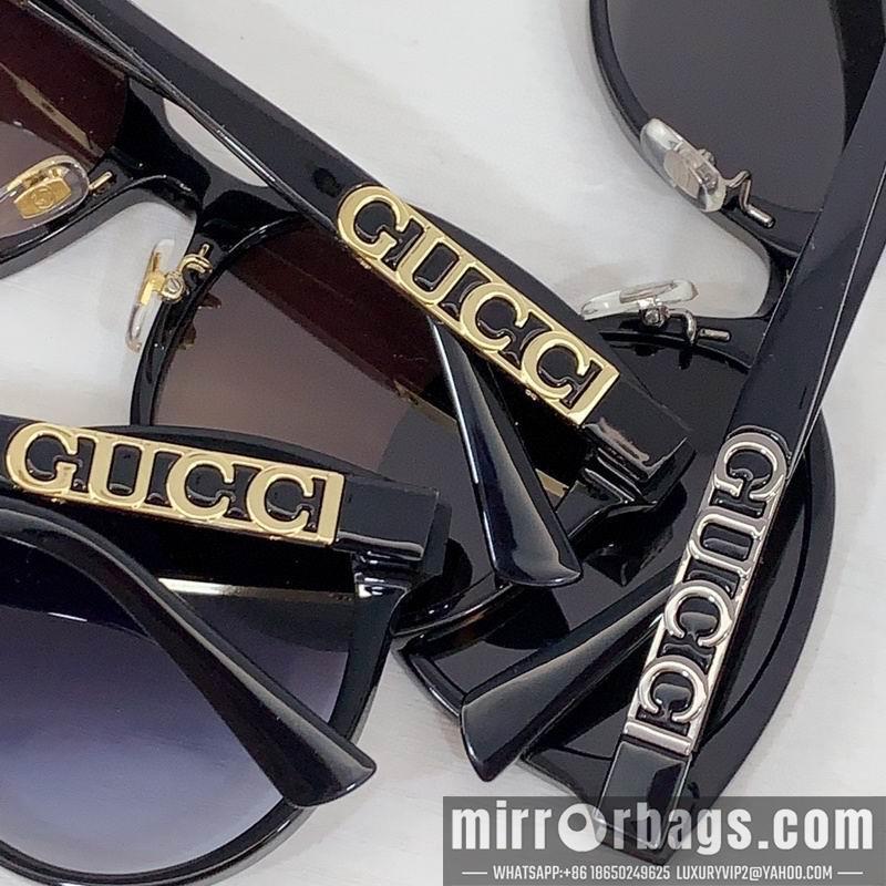 Gucci Glasses smr78