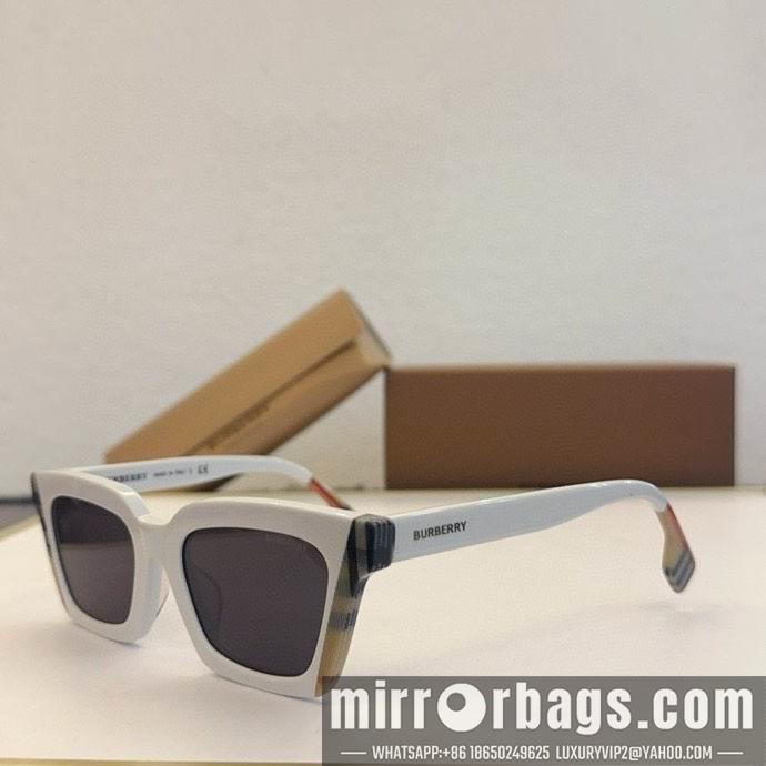 Burberry Glasses smx92