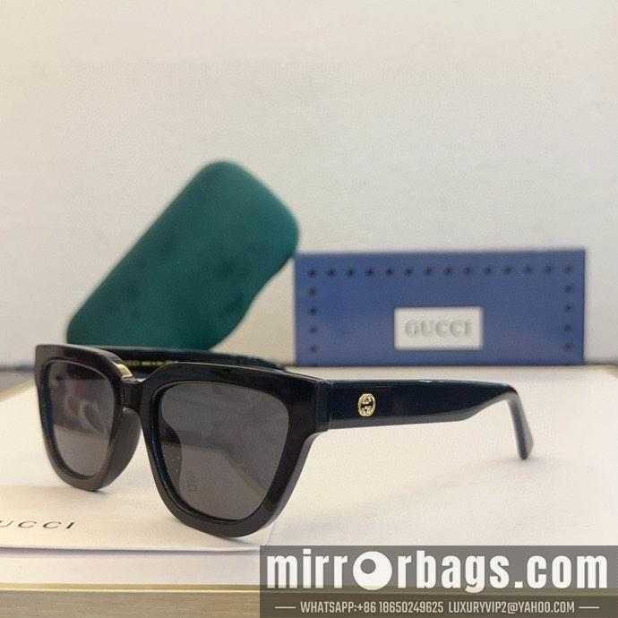 Gucci Glasses smx150