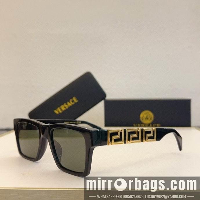 Versace Glaases smx151