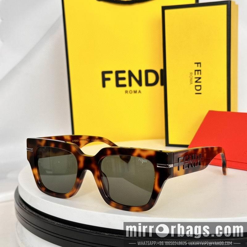 Fendi Glasses smh55