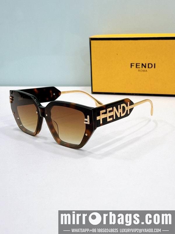 Fendi Glasses smh44