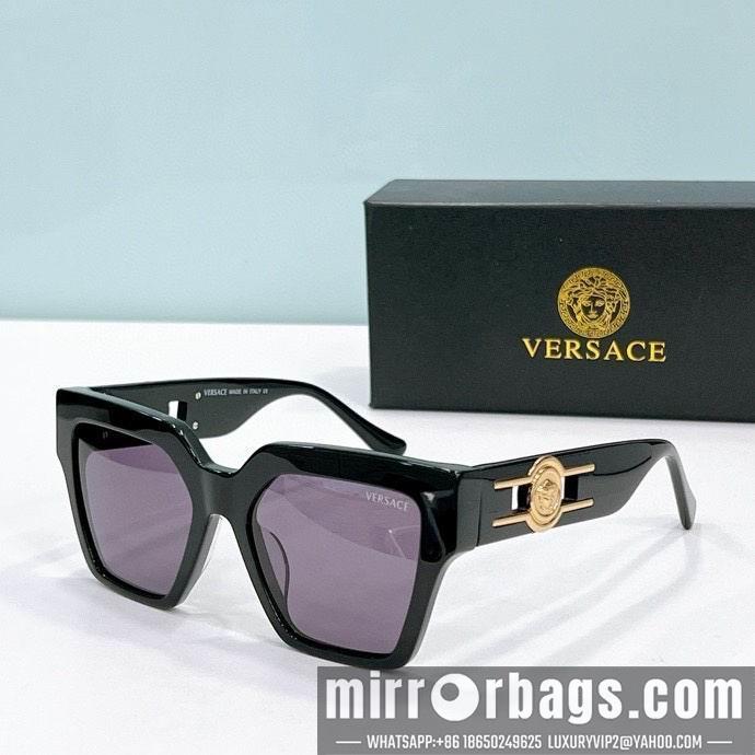 Versace Glaases smx131