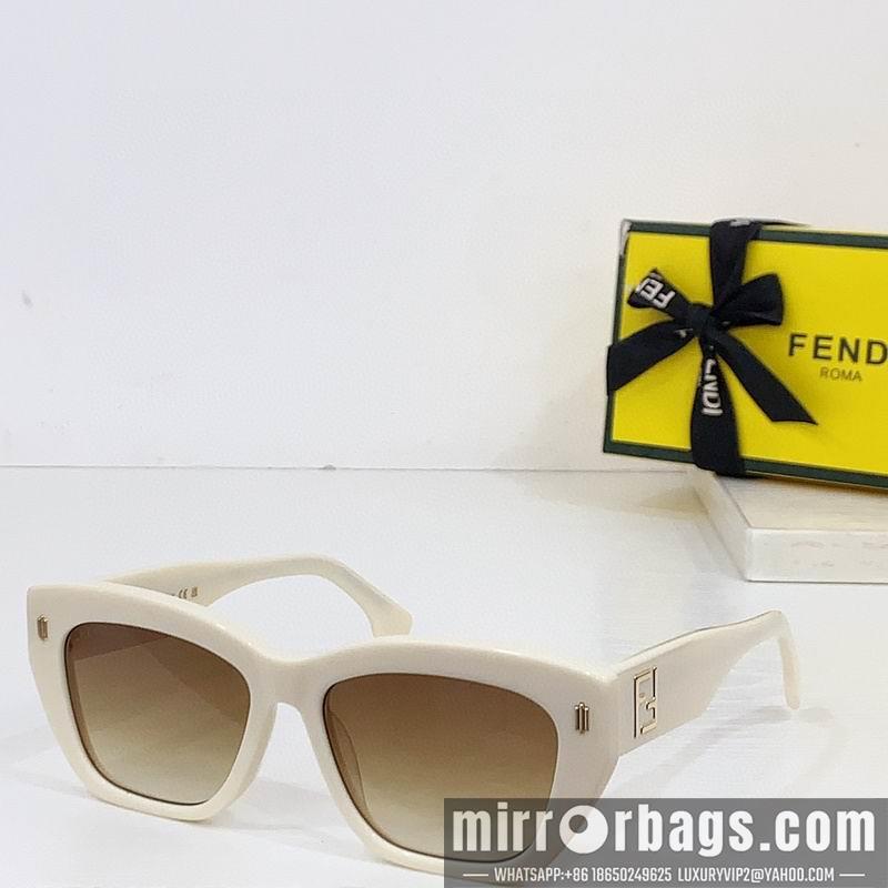 Fendi Glasses smh34