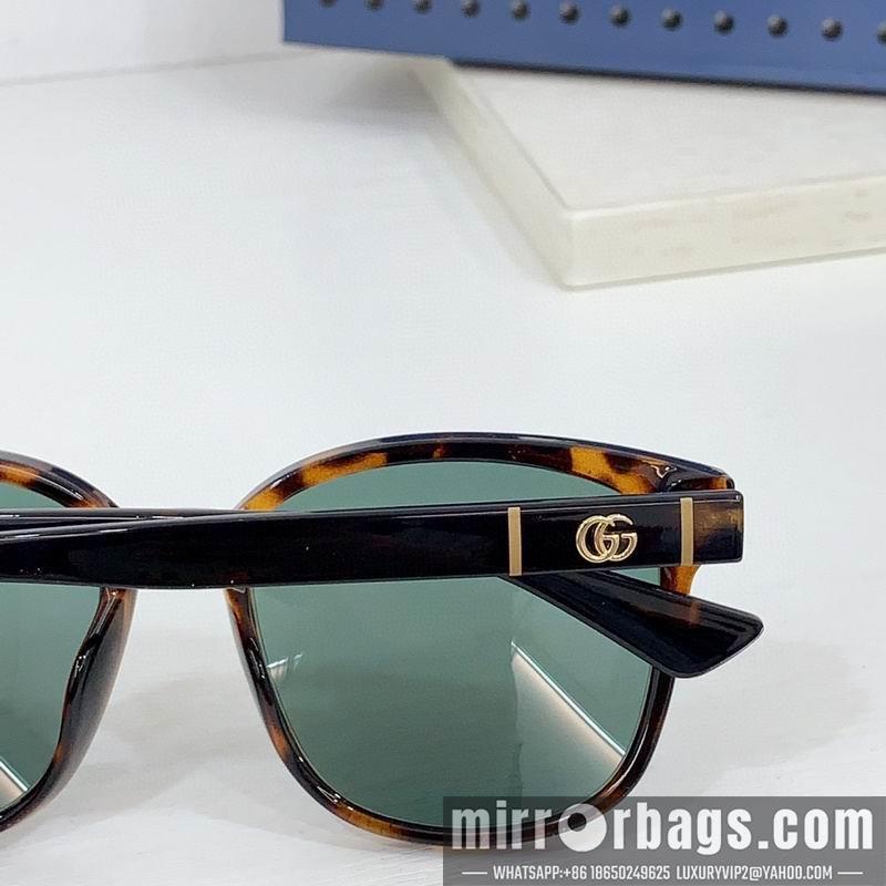 Gucci Glasses smr72