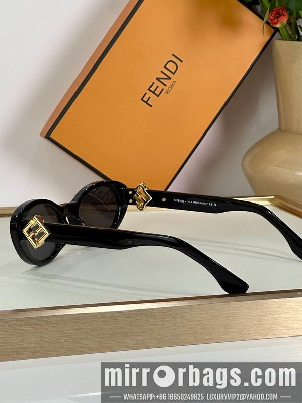 Fendi Glasses smh72