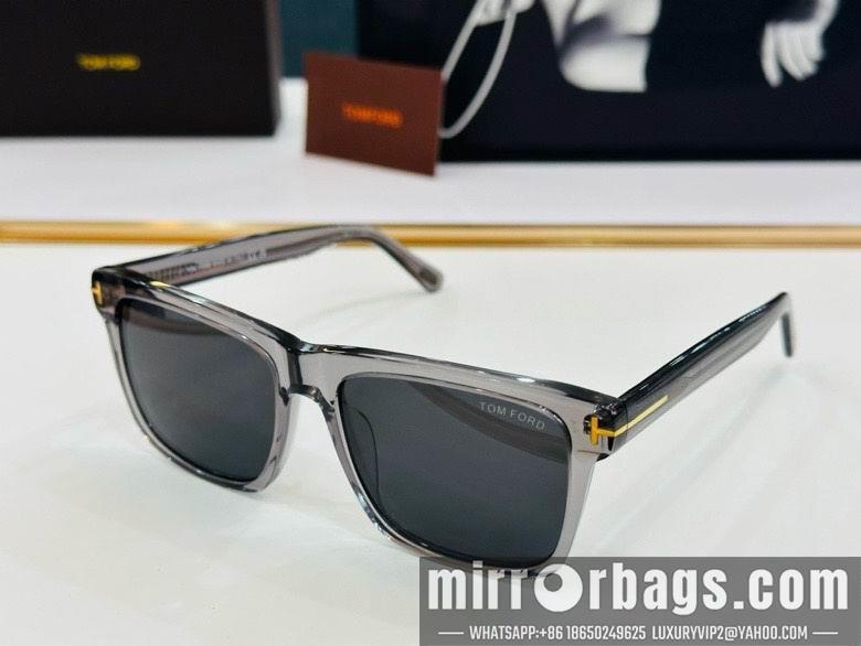 Tom Ford Glasses smx68