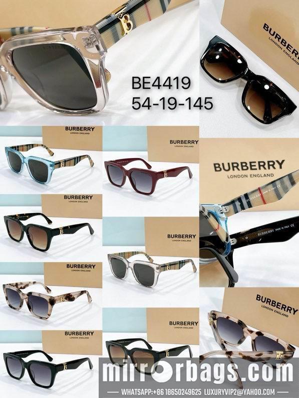 Burberry Glasses smx53
