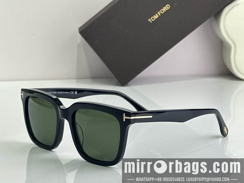 Tom Ford Glasses smx102