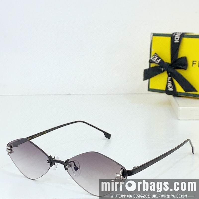 Fendi Glasses smh31