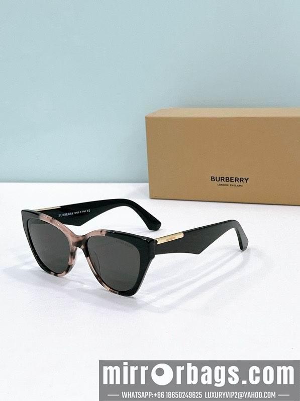 Burberry Glasses smx66